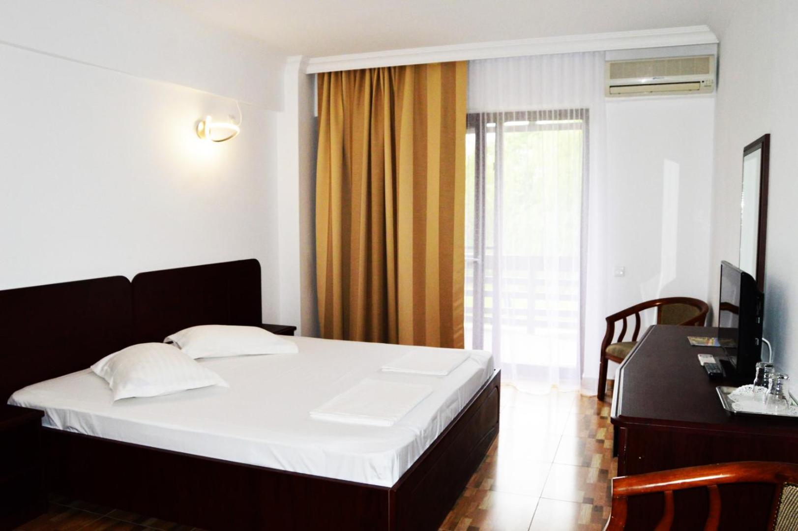 Puflene Resort Murighiol Exterior photo